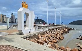 Pé na areia Gonzaguinha São Vicente